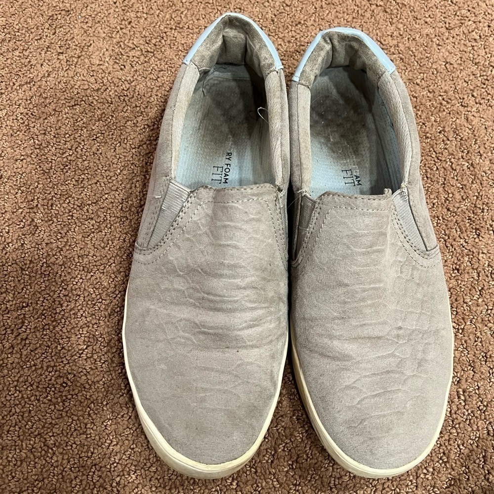Dr. Scholl’s Womens Gray Slip-On Shoes Size 7.5